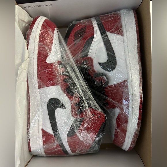 AIR JORDAN 1 RETRO HIGHT WHITE/VARSITY RED - Picture 3 of 3
